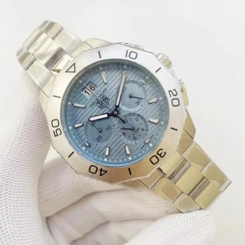 TAG Heuer Aquaracer Professional 200 Chronograph