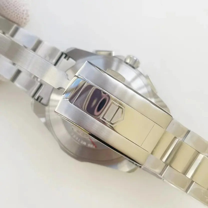 TAG Heuer Aquaracer Professional 200 Chronograph