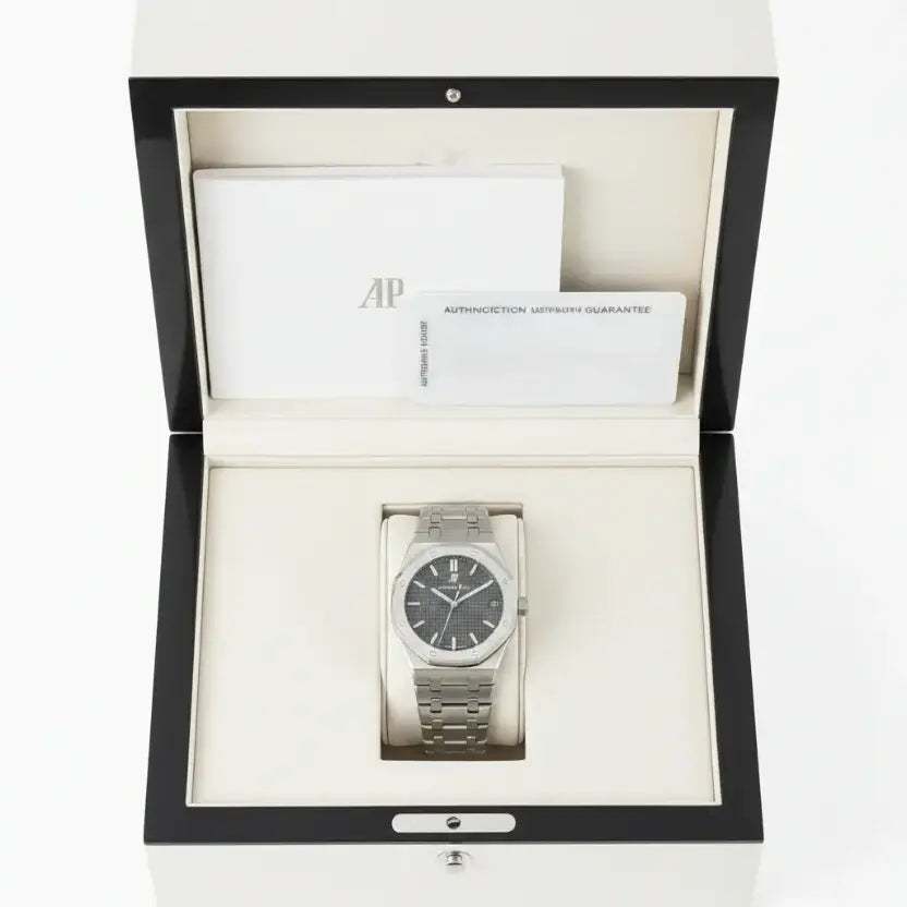 Audemars Piguet Royal Oak 15500V2