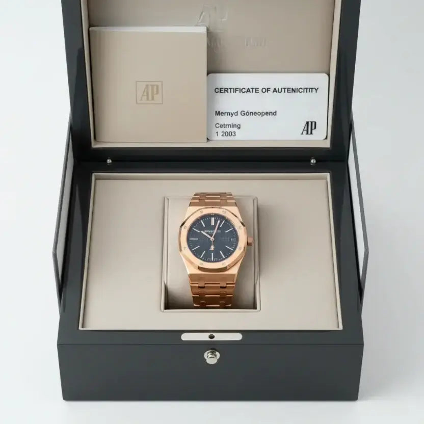 Audemars Piguet Royal Oak "Jumbo" Extra-Thin