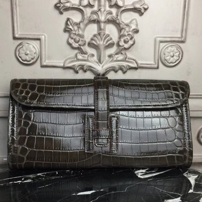 Boutique Quality || Chocolate Hermes Jige Elan 29 Rich Tone Clutch Bag
