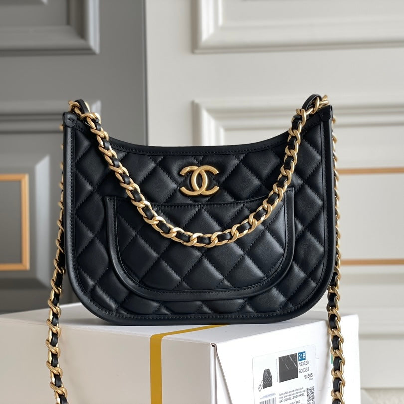 Boutique Quality || Chanel 24s Spring/Summer Hippie Hobo Black Bag