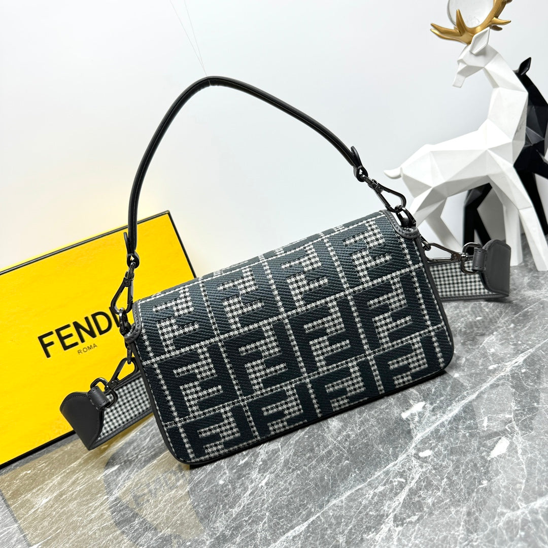 Boutique Quality || Fendi Iconic Baguette Medium Handbag