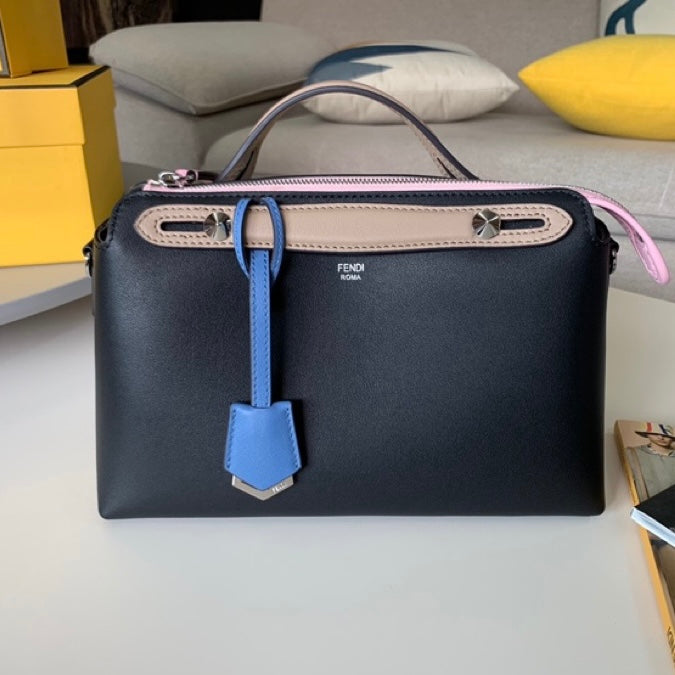 Boutique Quality || Fendi By The Way Medium Boston Bag in Black