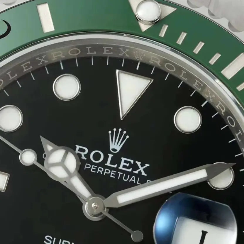 Rolex Submariner Date 126610