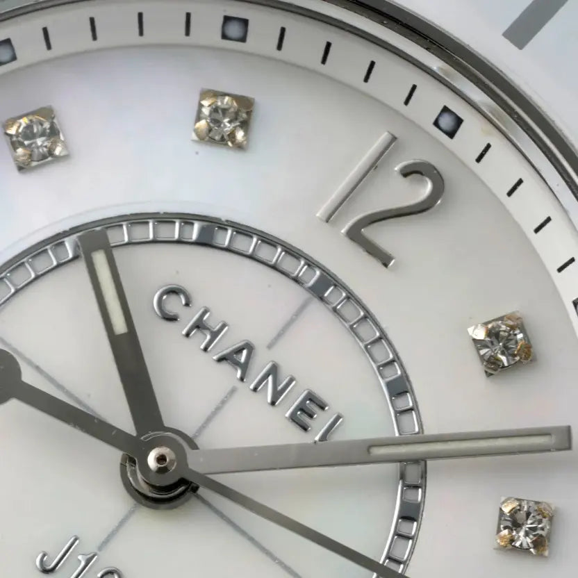 Chanel J12 H1628