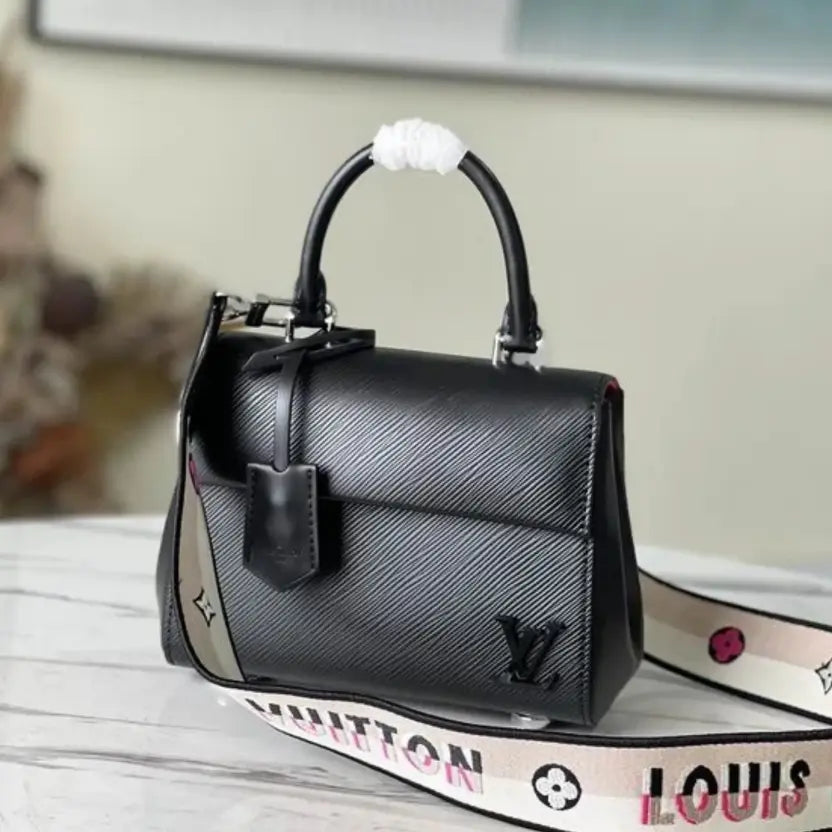 Cluny || M59134 || High Quality Bag