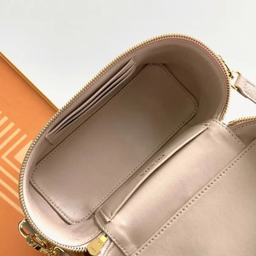 Boutique Quality || Prada Mini Vanity Bag in Light Pink