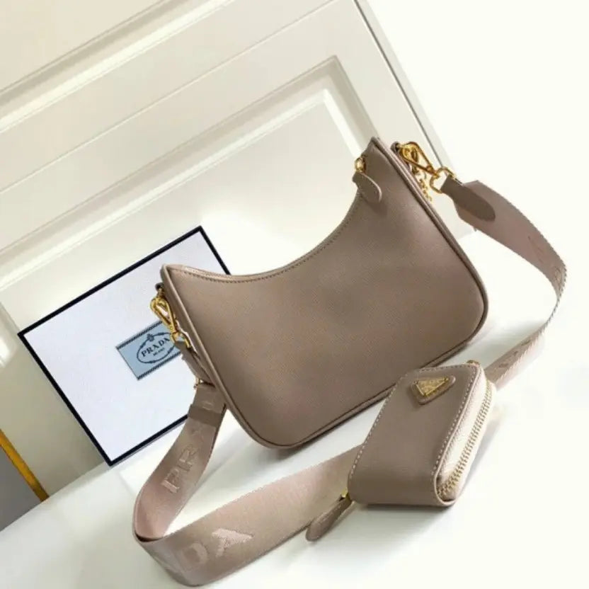 Boutique Quality || Prada Re-Edition 2005 Shoulder Bag in Taupe