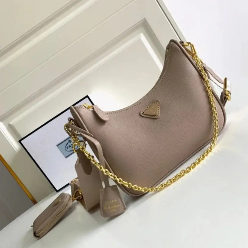 Boutique Quality || Prada Re-Edition 2005 Shoulder Bag in Taupe
