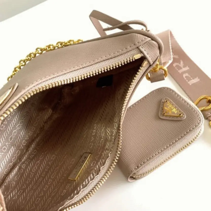 Boutique Quality || Prada Re-Edition 2005 Shoulder Bag in Taupe