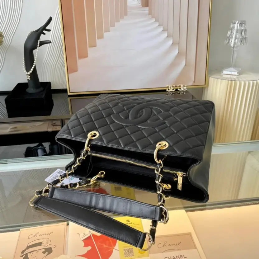 Boutique Quality || Chanel Classic Grand Shopping Tote in Black