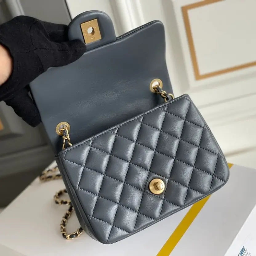 Boutique Quality || Chanel Latest Version Grey Flap Bag