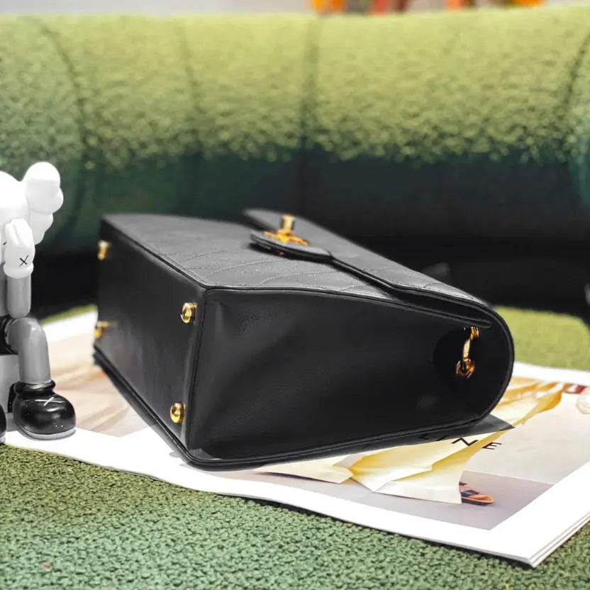 Boutique Quality || Chanel SS KELLY Medieval Limited Edition Bag