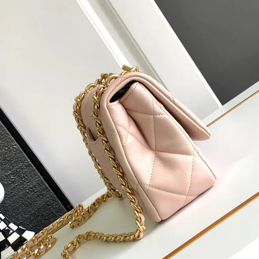 Boutique Quality || Chanel Soft Pink 24c Chain Rhinestone Bag