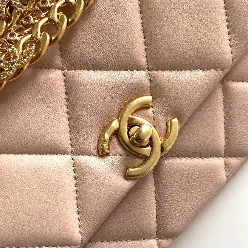 Boutique Quality || Chanel Soft Pink 24c Chain Rhinestone Bag