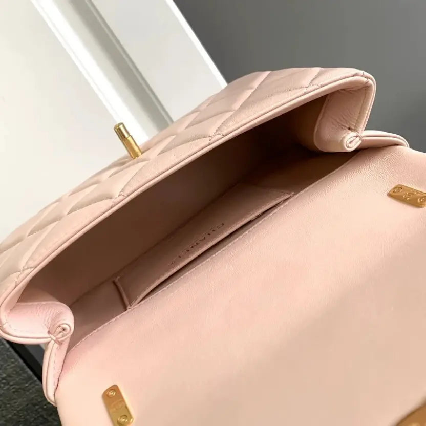 Boutique Quality || Chanel Soft Pink 24c Chain Rhinestone Bag