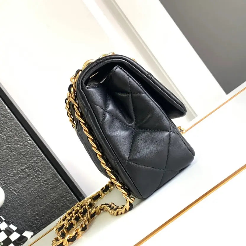 Boutique Quality || CHANEL 24C New Year's Battle Bag