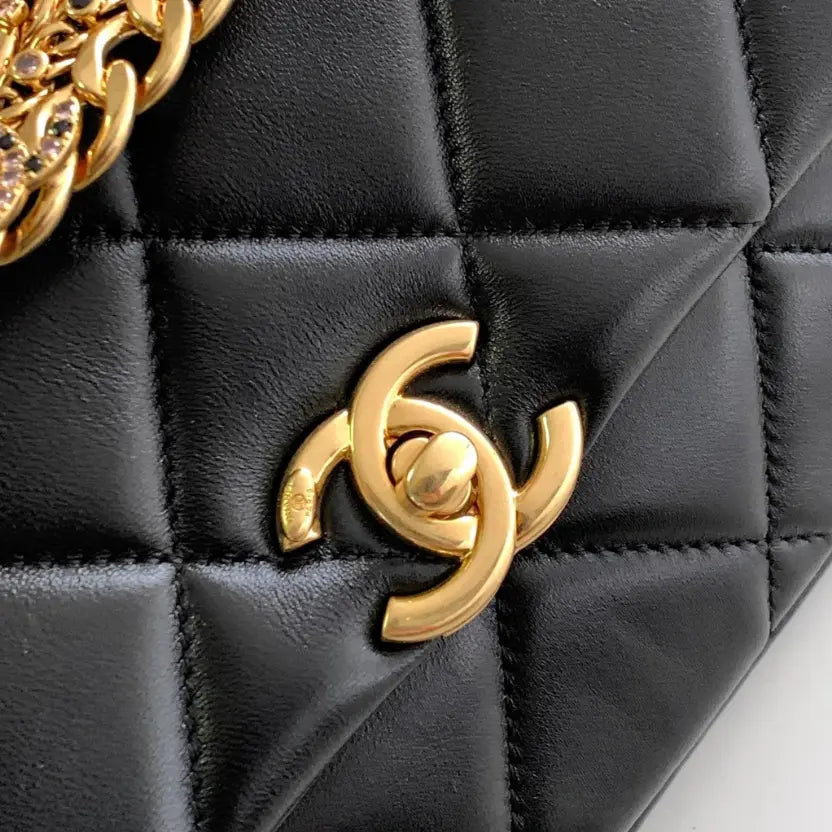 Boutique Quality || CHANEL 24C New Year's Battle Bag