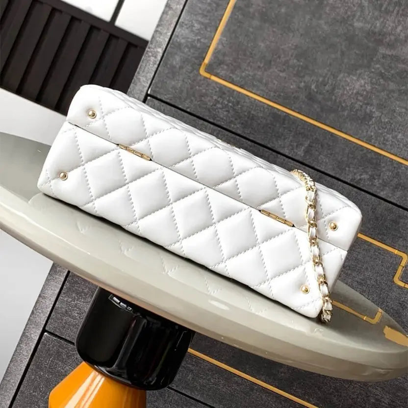 Boutique Quality || CHANEL Box Pack Bag