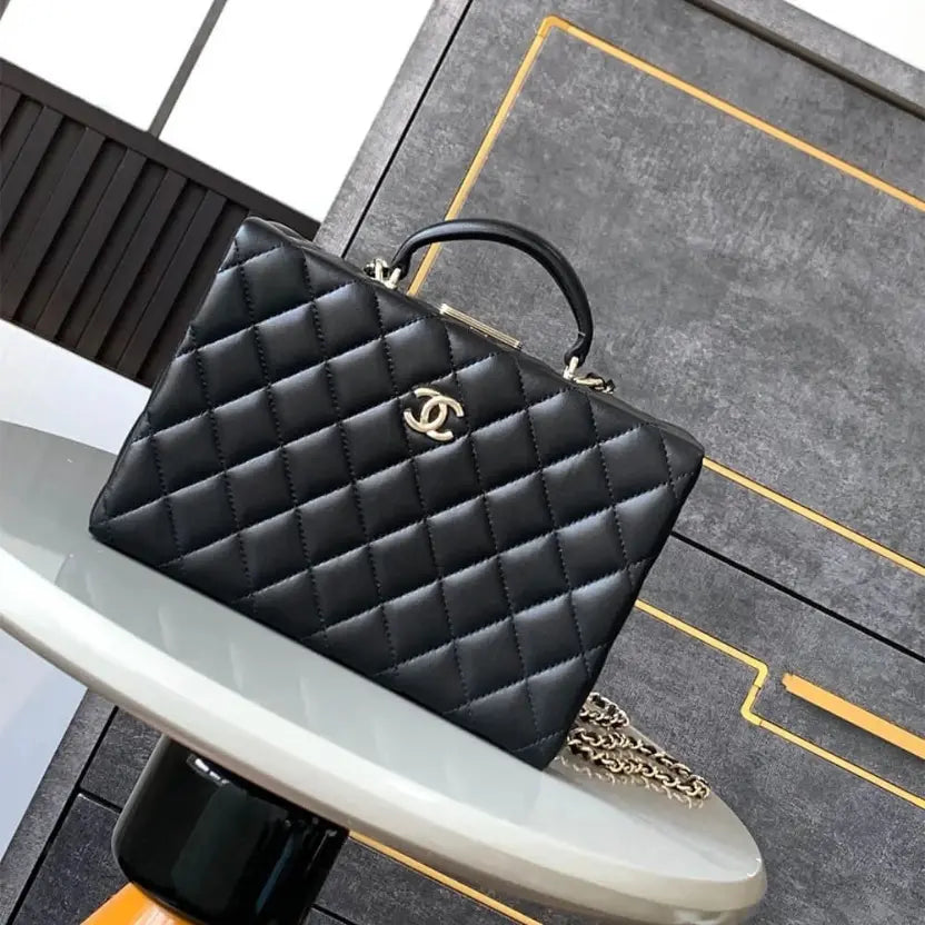 Boutique Quality || CHANEL Box Pack Bag