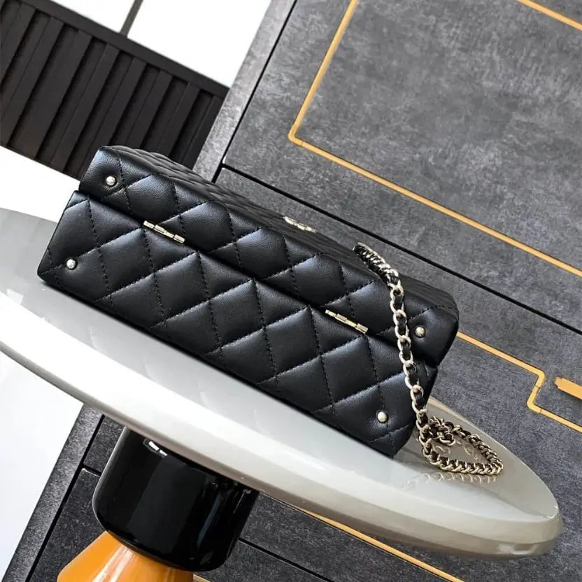 Boutique Quality || CHANEL Box Pack Bag