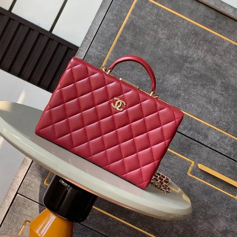 Boutique Quality || CHANEL Box Pack Bag