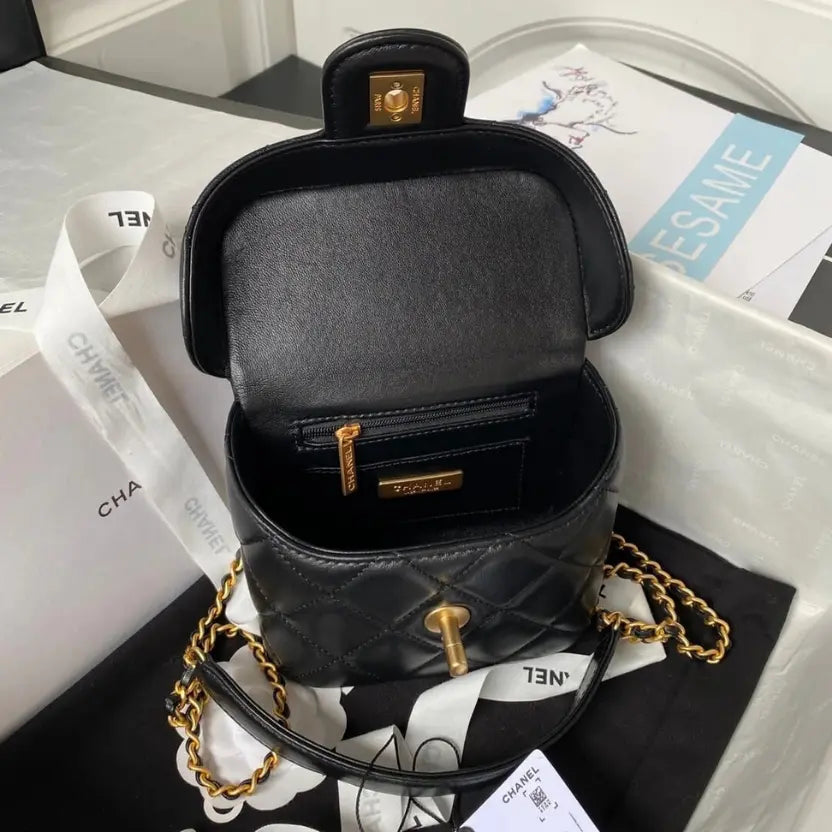 Boutique Quality || Chanel 23S handle cosmetic bag