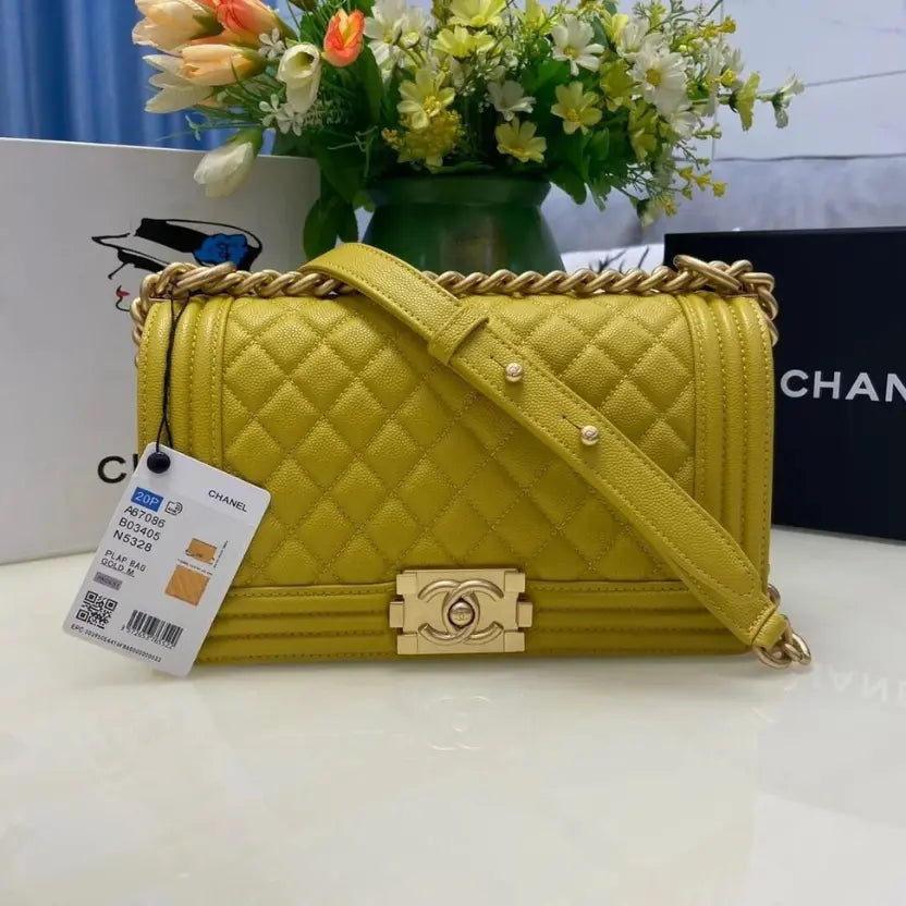 Boutique Quality || BOY CHANEL Handbag