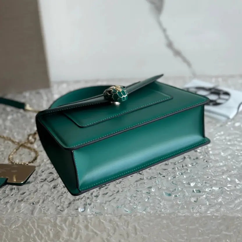 Boutique Level Quality || Bvlgari SERPENTI FOREVER Mini Handbag in Green