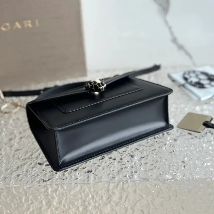 Boutique Level Quality || Bvlgari SERPENTI FOREVER Mini Handbag in Black
