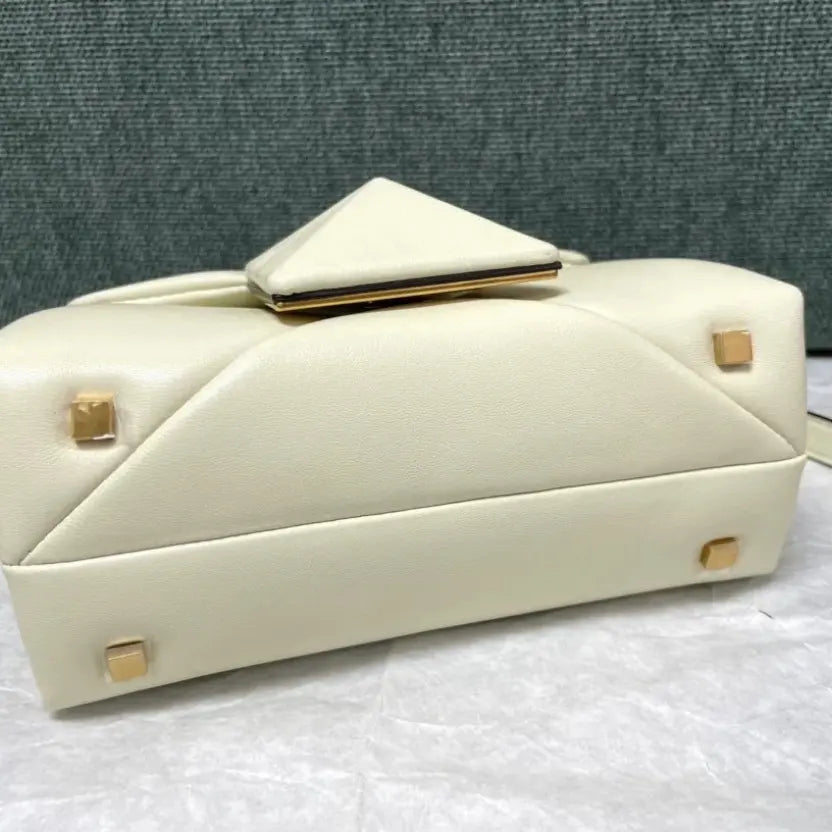 Boutique Level Quality || Valentino Garavani One Stud Small Handbag in Off-White