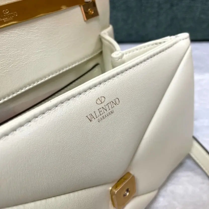 Boutique Level Quality || Valentino Garavani One Stud Small Handbag in Off-White