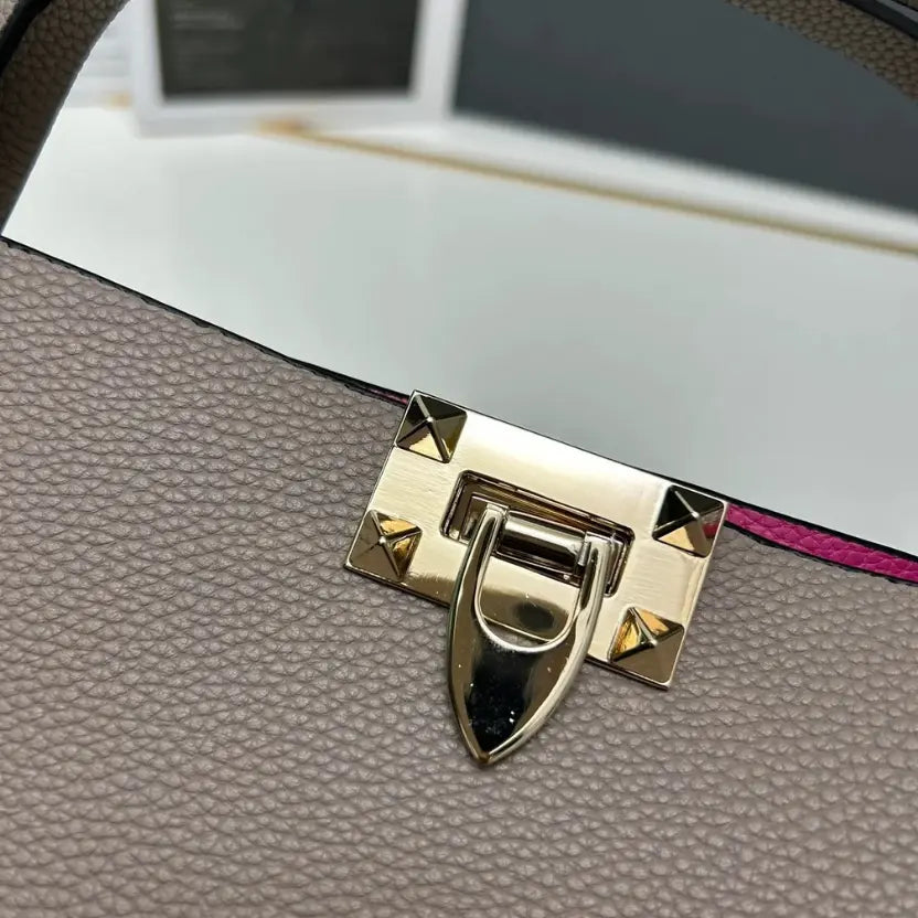 Boutique Level Quality || Valentino Garavani calfskin tote bag