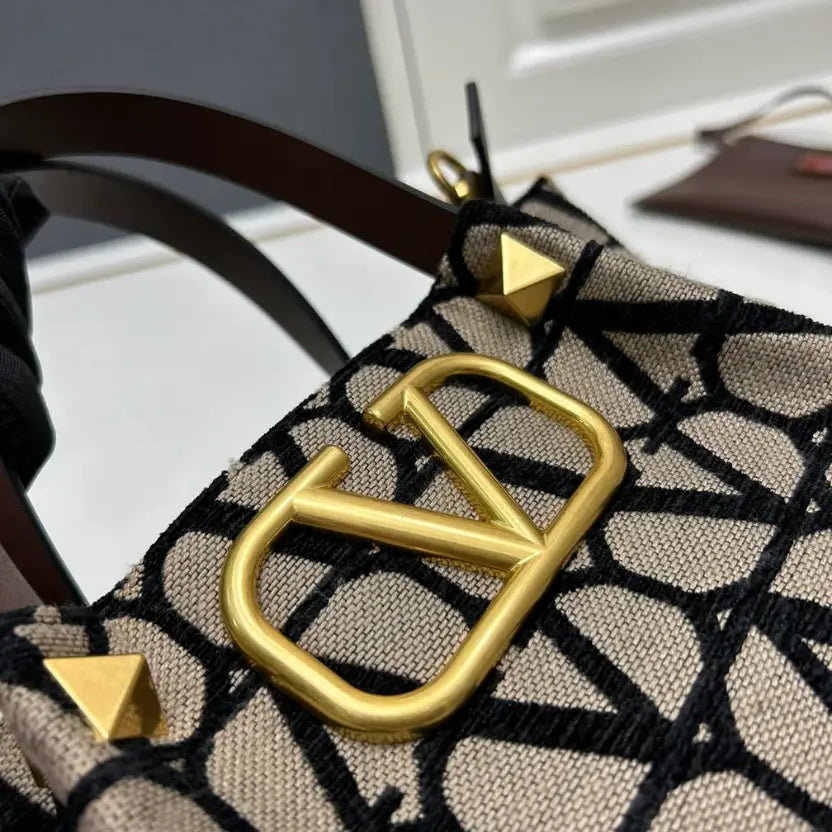 Boutique Level Quality || Valentino Garavani Toile Iconographe Small Tote Bag in Beige and Black
