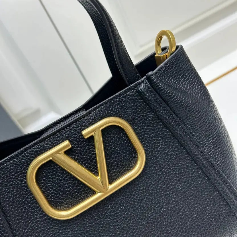 Boutique Level Quality || Valentino Garavani Alltime Medium Handbag in Black