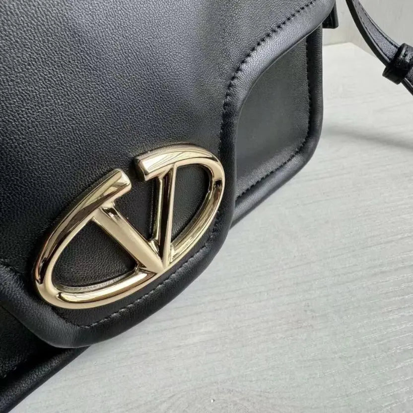 Boutique Level Quality || Valentino Garavani VLogo Leather Shoulder Bag in Black