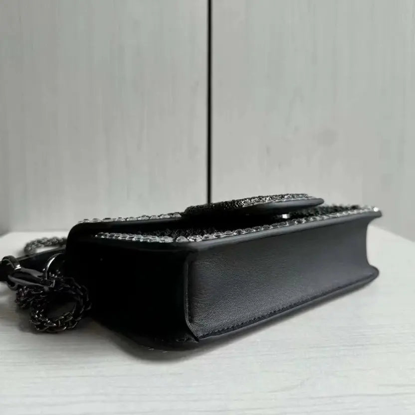 Boutique Level Quality || Valentino Garavani Small Locò shoulder bag in Black
