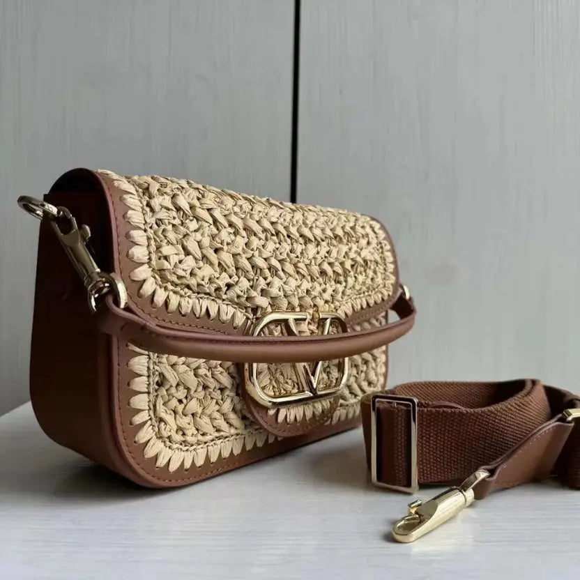 Boutique Level Quality || Valentino Garavani Alltime shoulder bag in Brown