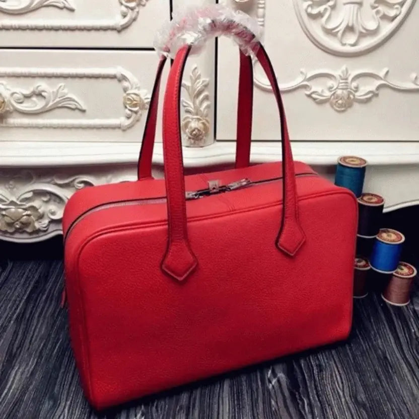 Boutique Quality || Red Luxury Hermes Victoria II 35cm Bag