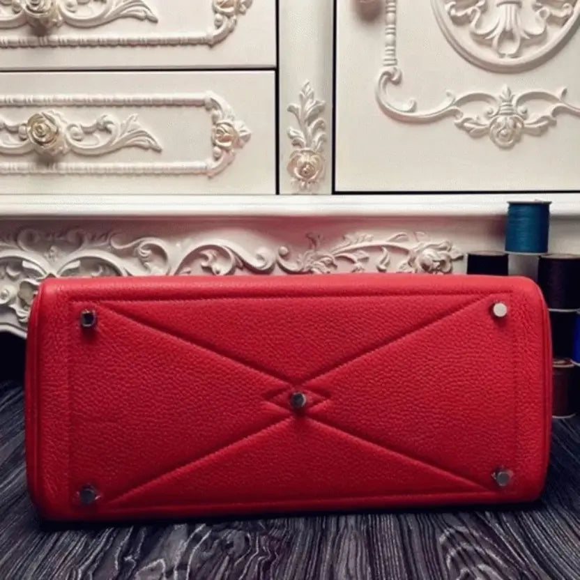 Boutique Quality || Red Luxury Hermes Victoria II 35cm Bag