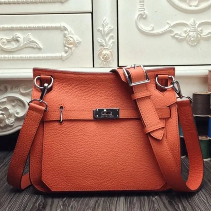 Boutique Quality || Orange Hermes Jypsiere 31cm Handbag