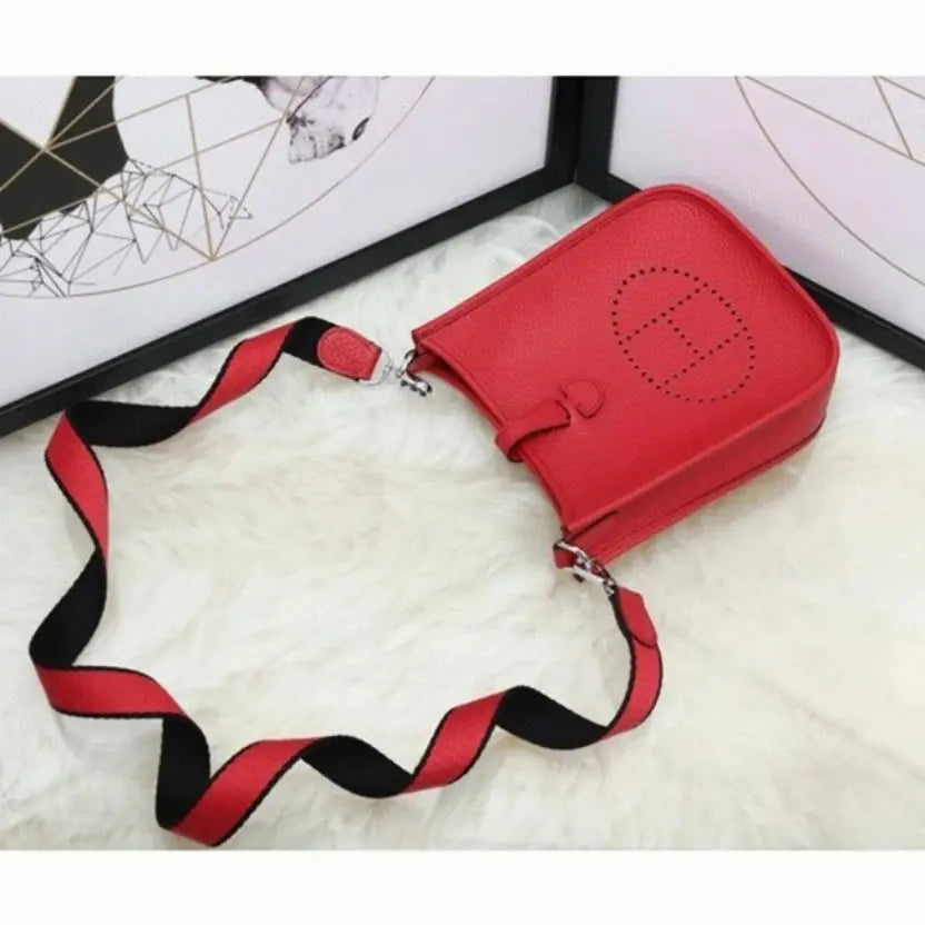 Boutique Quality || Red Evelyne II TPM Messenger Bag Hermes Compact Purse