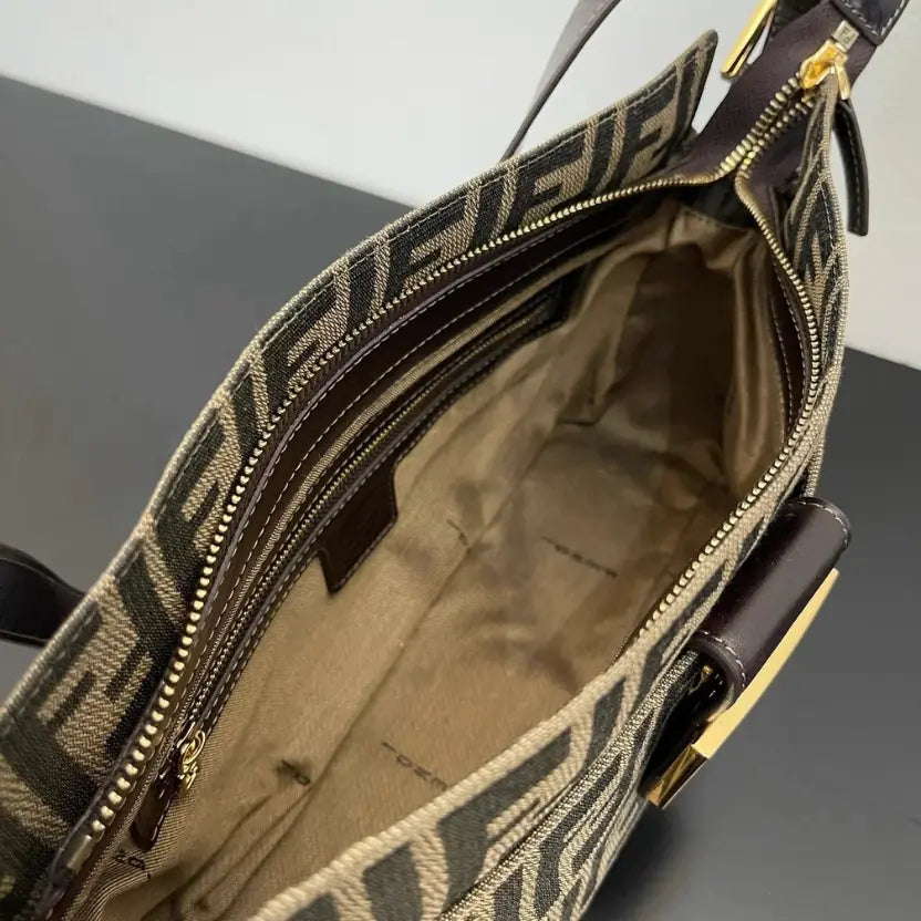 Boutique Quality || Fendi Zucca Baguette Bag in Brown and Black