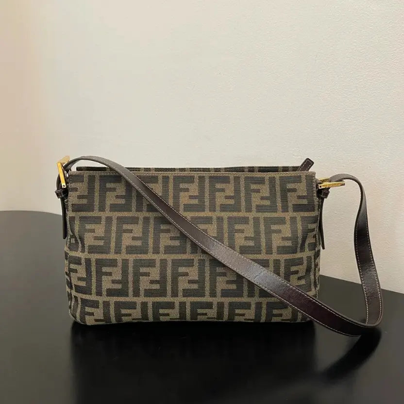 Boutique Quality || Fendi Zucca Baguette Bag in Brown and Black