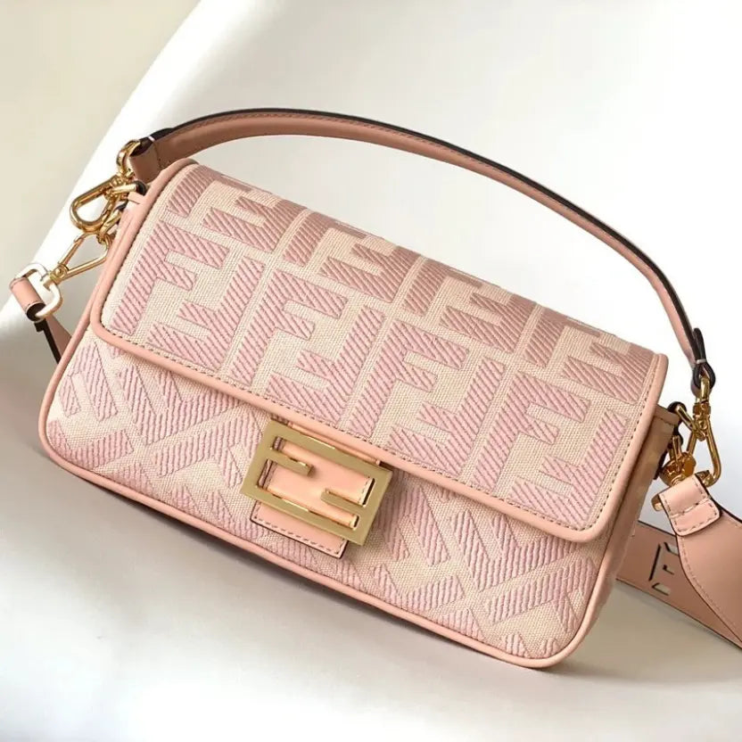 Boutique Quality || Fendi Classic Medium Style Baguette Bag