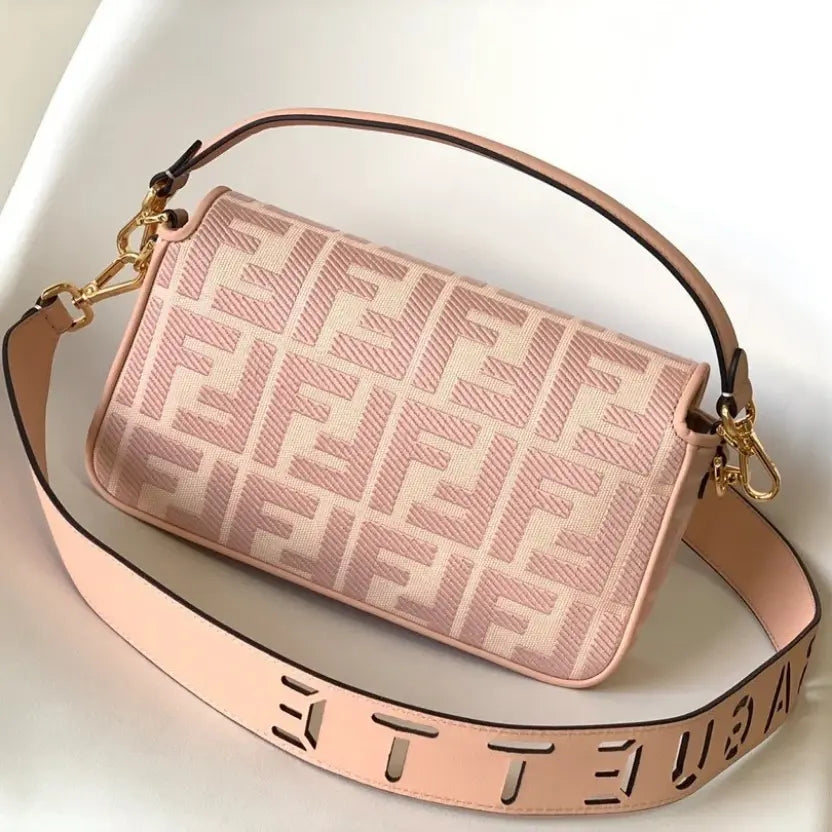 Boutique Quality || Fendi Classic Medium Style Baguette Bag