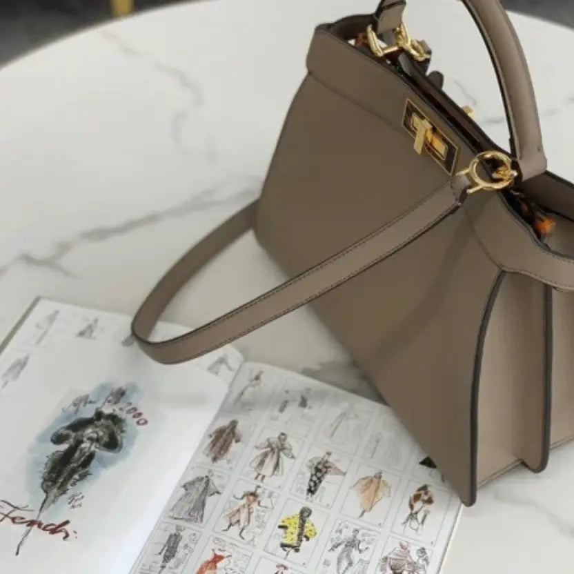 Boutique Quality || Fendi Peekaboo ISeeU Medium Bag In Grey Calfskin