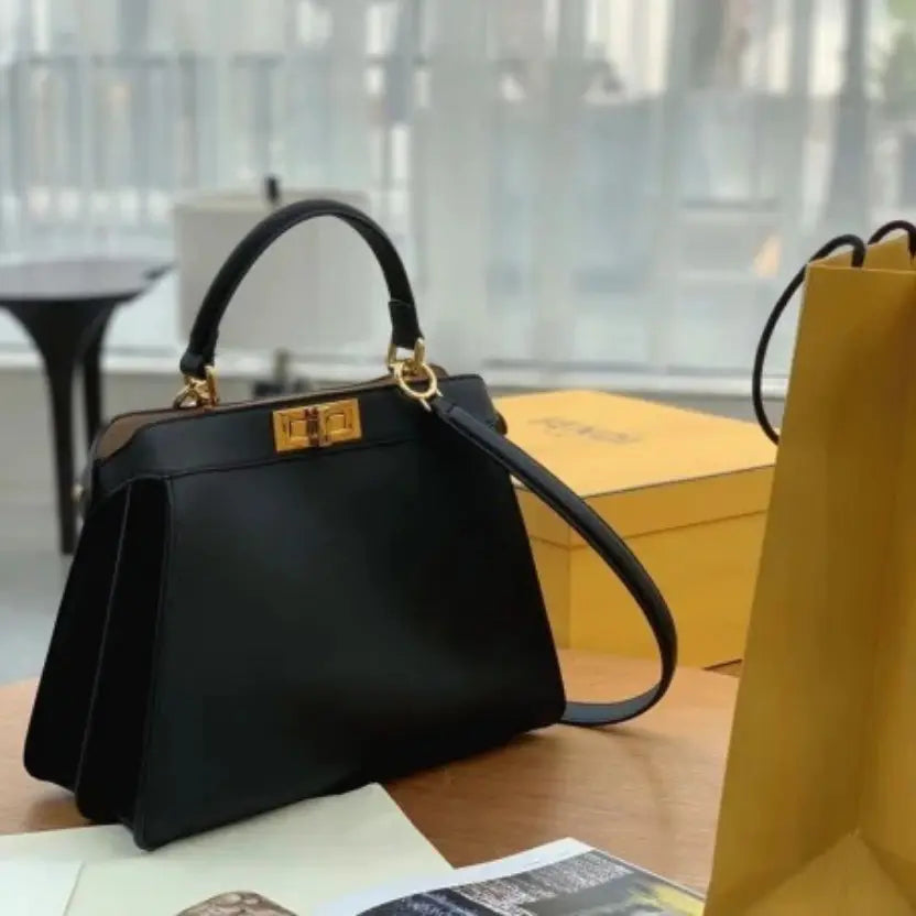 Boutique Quality || Fendi Peekaboo ISeeU Medium Bag In Black Calfskin
