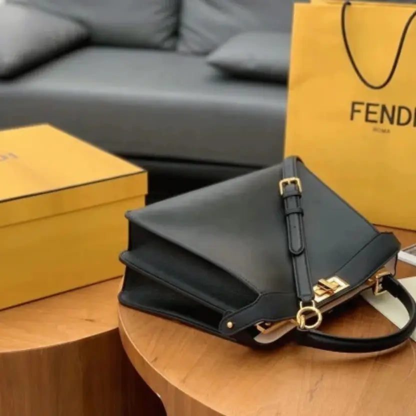 Boutique Quality || Fendi Peekaboo ISeeU Medium Bag In Black Calfskin
